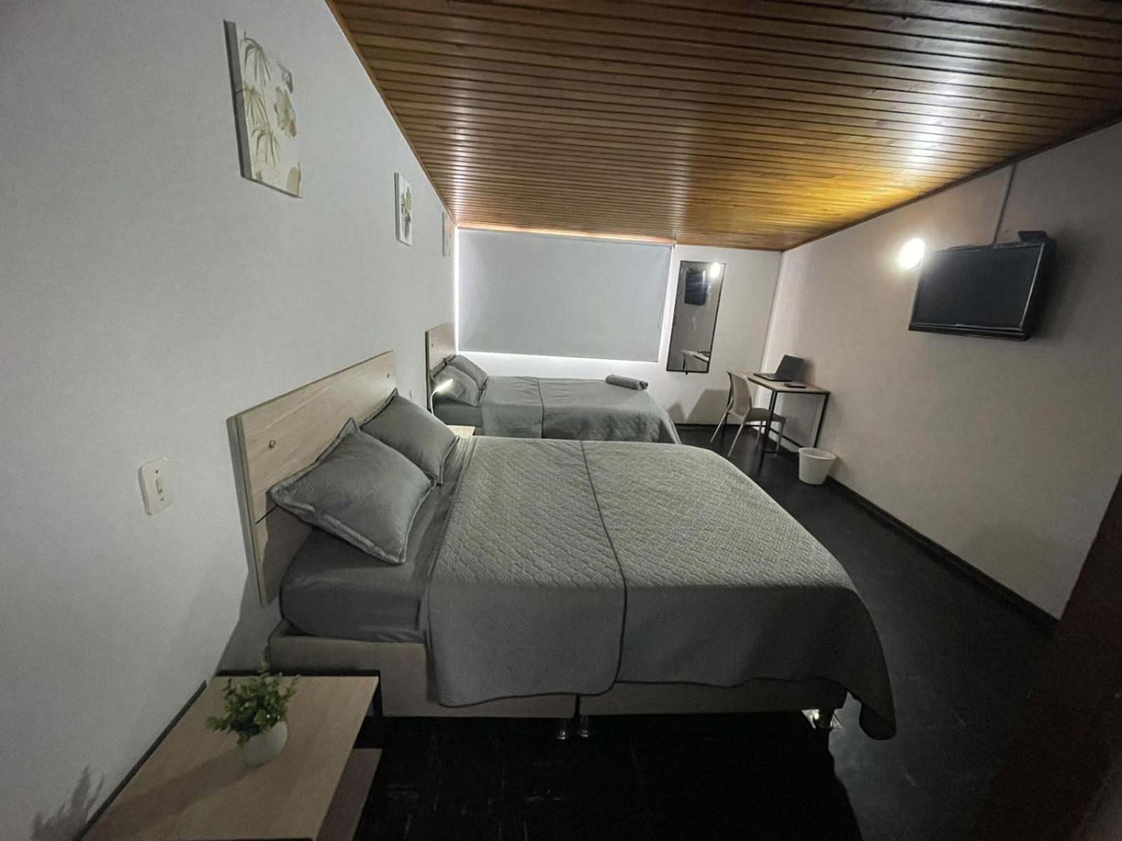 Hostel Av Suba 116 Bogota Bagian luar foto