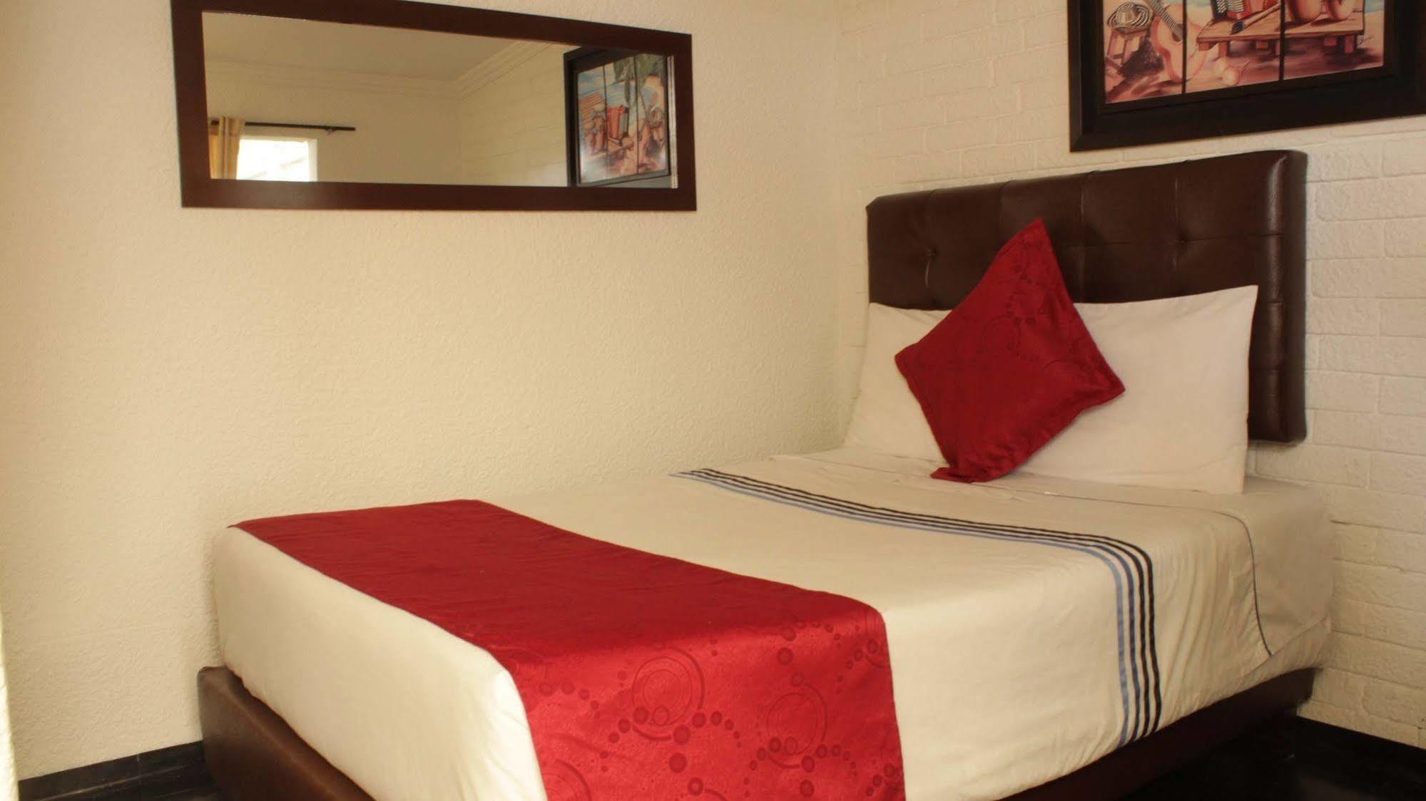 Hostel Av Suba 116 Bogota Bagian luar foto