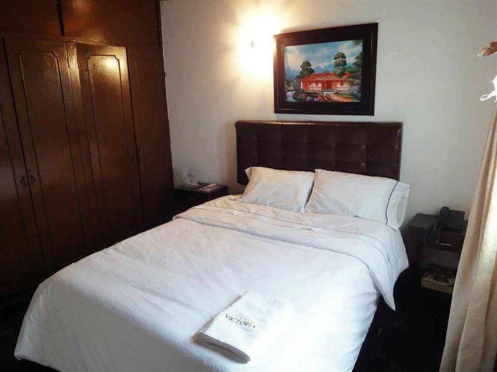Hostel Av Suba 116 Bogota Bagian luar foto
